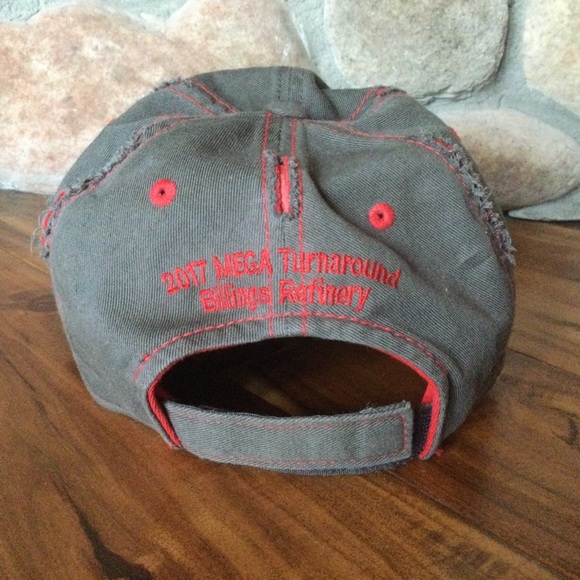 ✔️ Phillips 66 Cap Distressed Turnaround - Picture 3 of 5